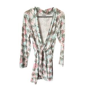 JV Joan Vass size L palm  print robe.